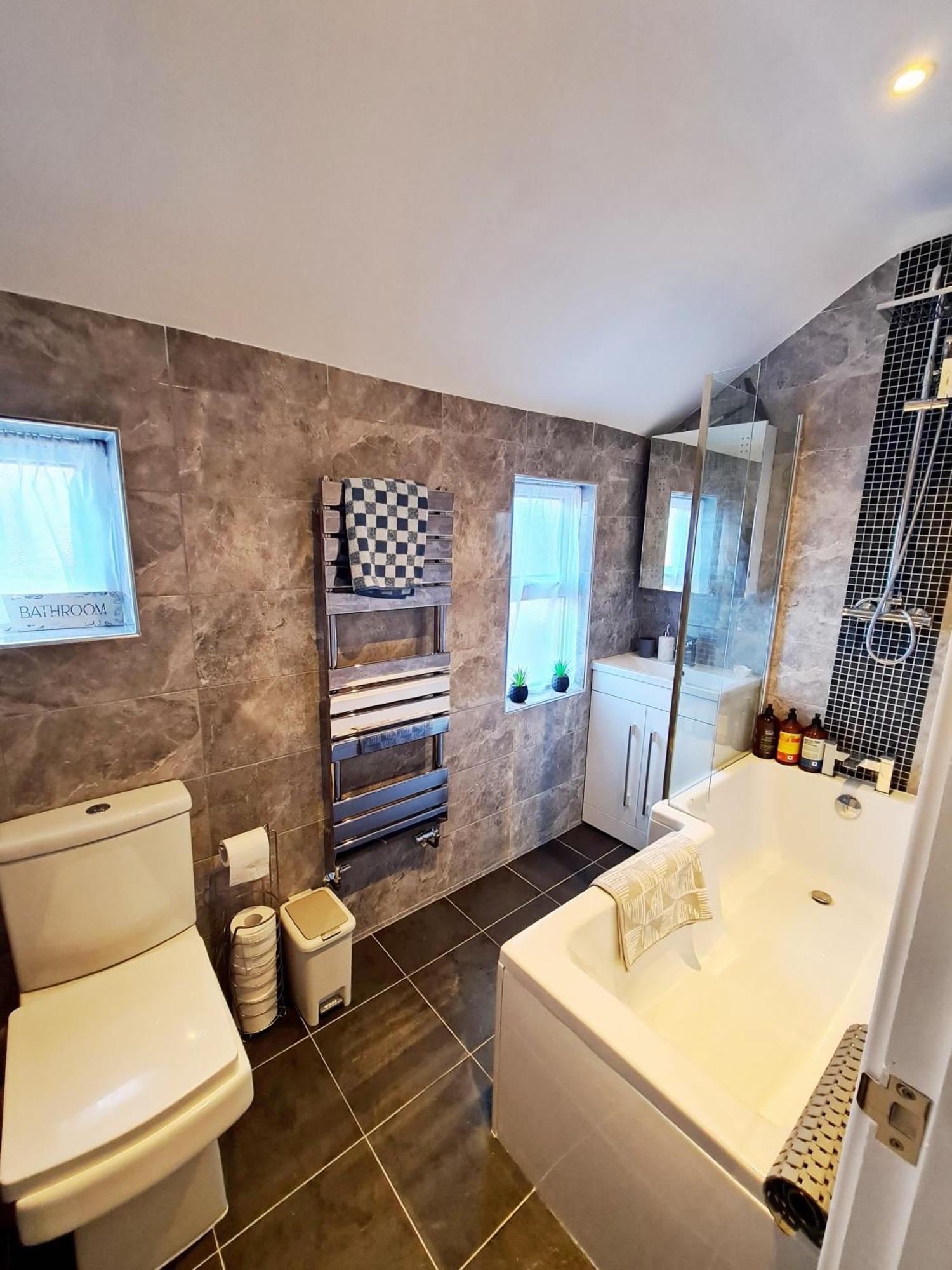 Love Lane Villa Lincoln Esterno foto